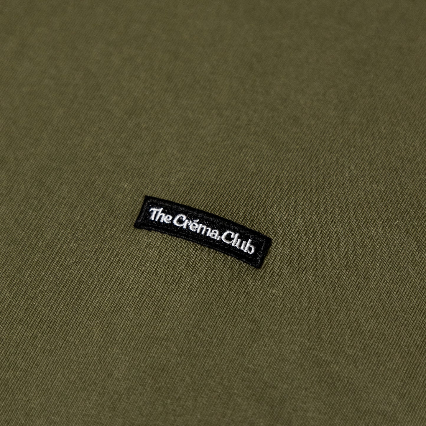 PATCH OLIVE TEE