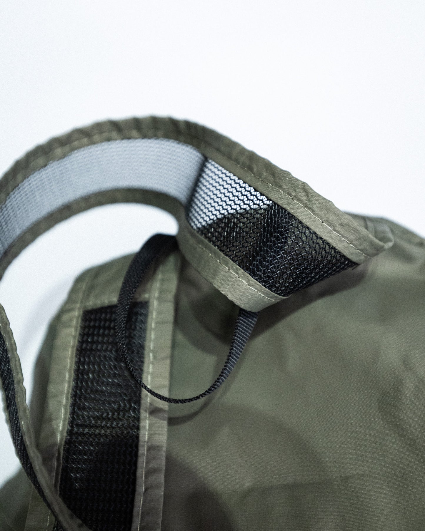 FEATHER LIGHT BAG