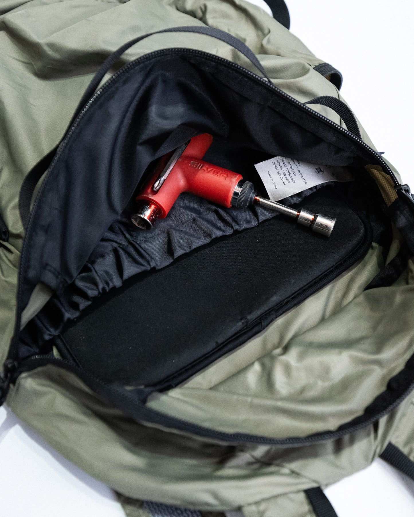 FEATHER LIGHT BAG